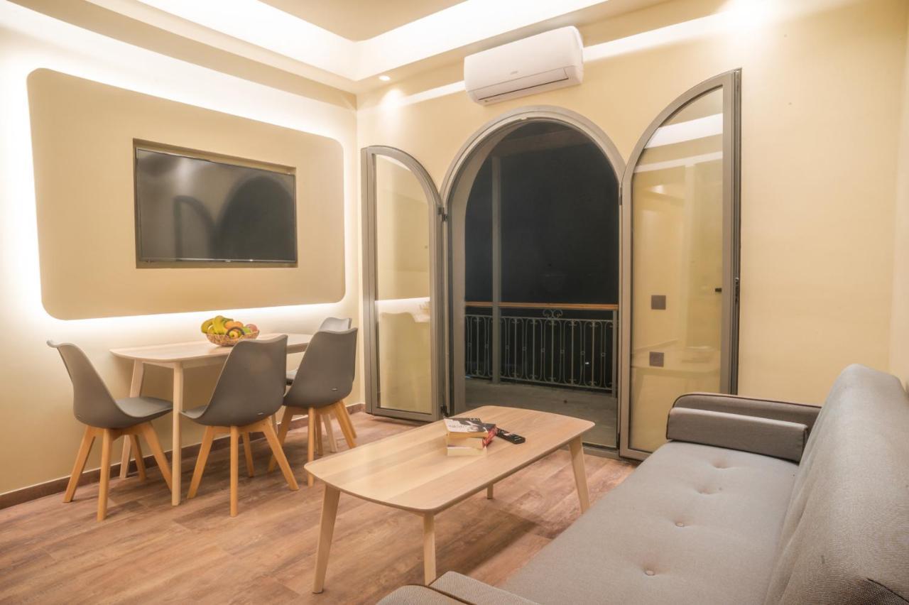 Seven Keys Luxury Suites 아킬레이온 외부 사진